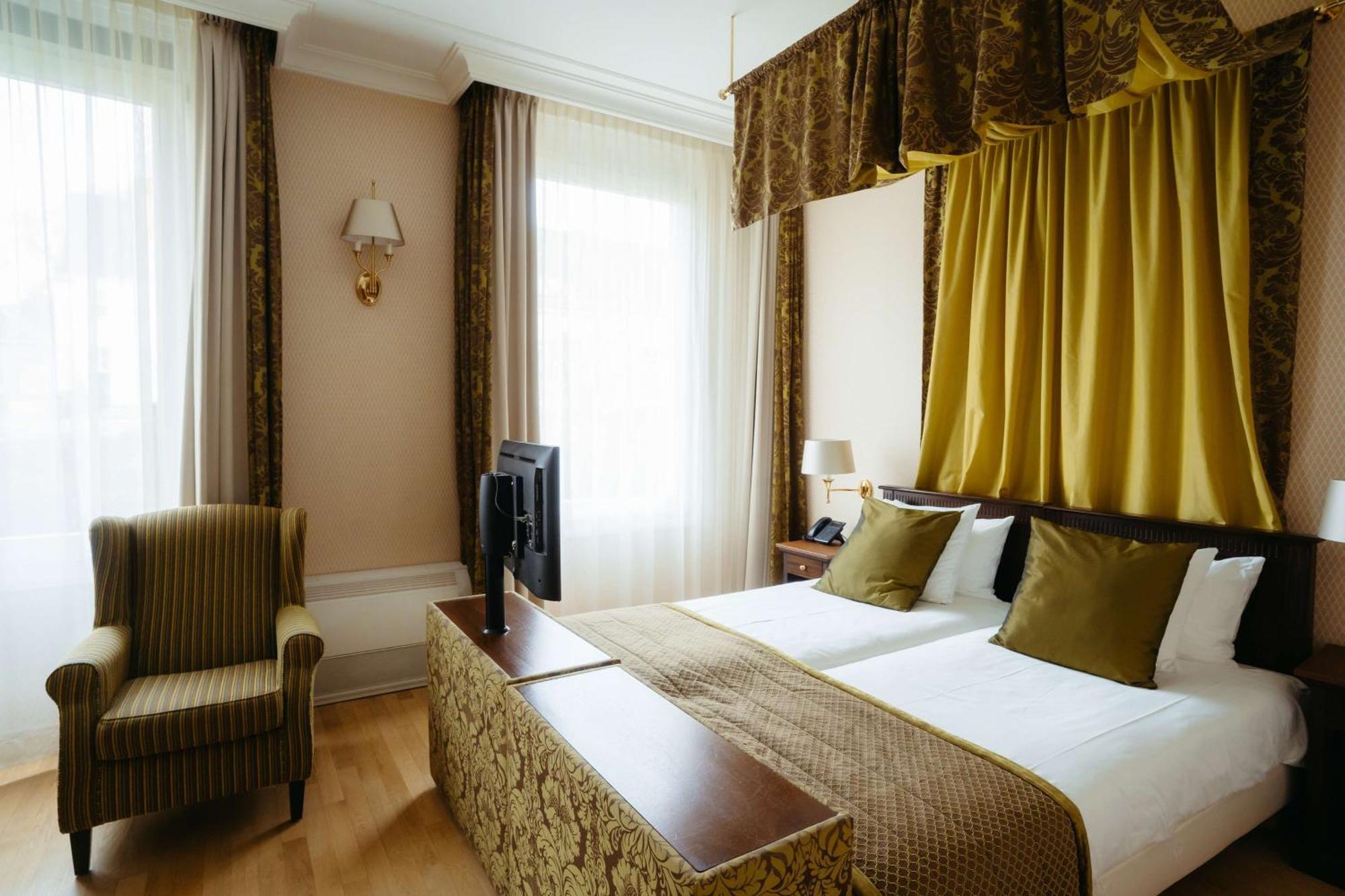 Grand Hotel Karel V Utrecht Exterior photo